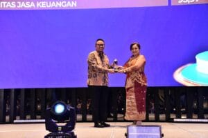 OJK Kembali Raih Predikat Badan Publik Informatif 2024