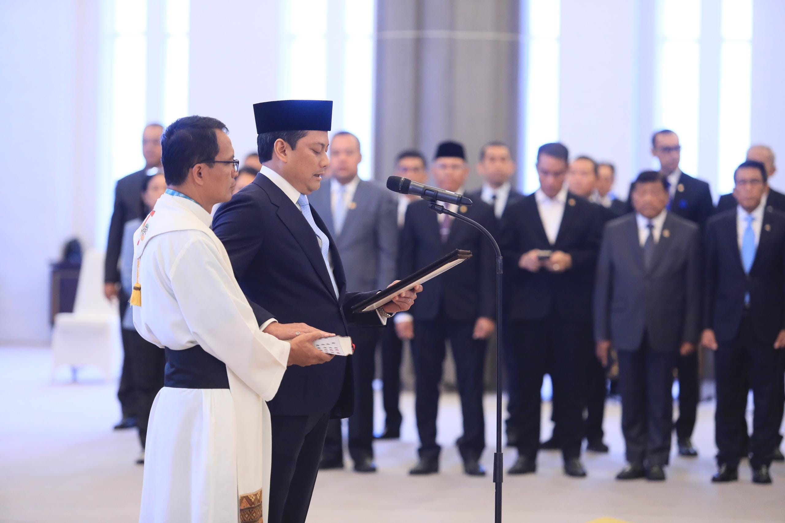 Thomas A.M. Djiwandono Resmi Menjabat Anggota Dewan Komisioner OJK Ex-Officio Kemenkeu WhatsApp Image 2025-02-06 at 16.16.00