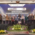 OJK Tegaskan Integritas Menopang Stabilitas Sektor Jasa Keuangan Nasional WhatsApp Image 2025-12-08 at 17.14.17